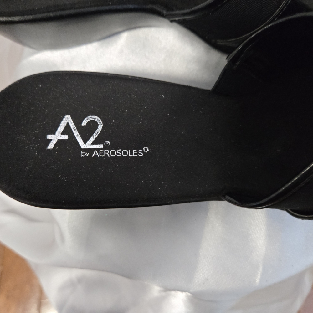 A2 by Aerosoles Women's Black Slide Sandals Size 8 - Picture 3 of 7
